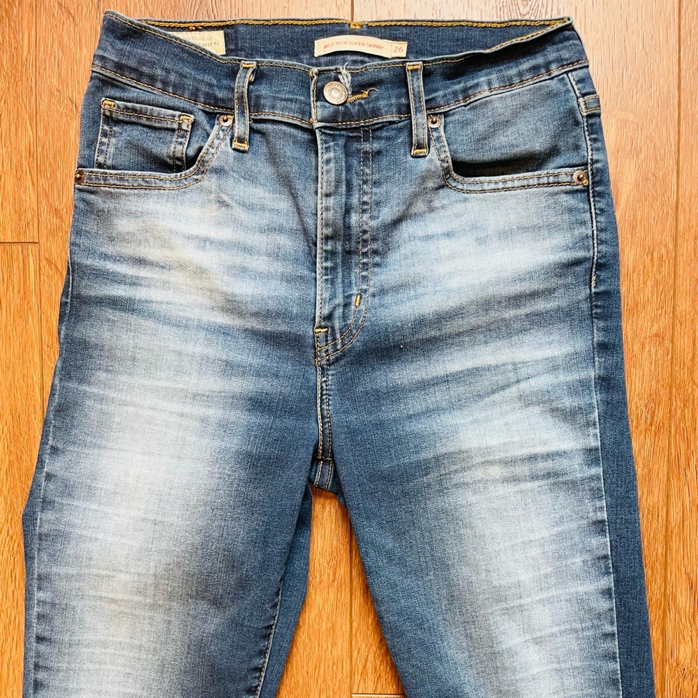 Levi's Mile High Super Skinny Jeans Sz 28 Inseam 32" dark Whiskered Amazing